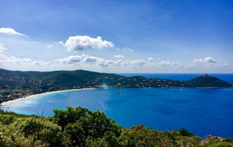 Magnifique Appartement Devant La Plage プロプリアノ エクステリア 写真